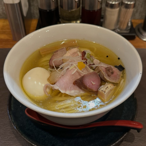 「特製塩らぁめん」@麺処 青野の写真