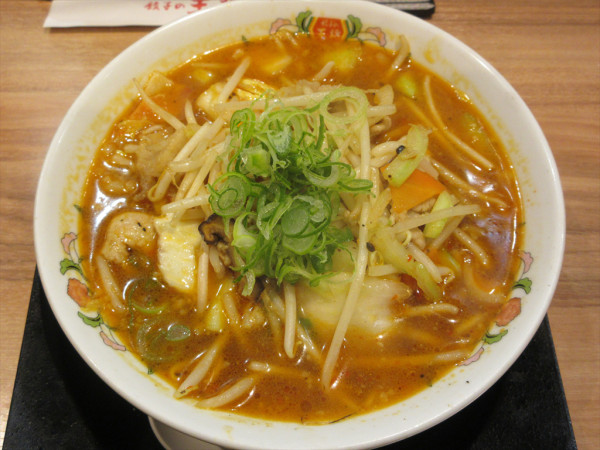 「【限定】火鍋湯麺（858円）」@餃子の王将 羽村小作坂上店の写真