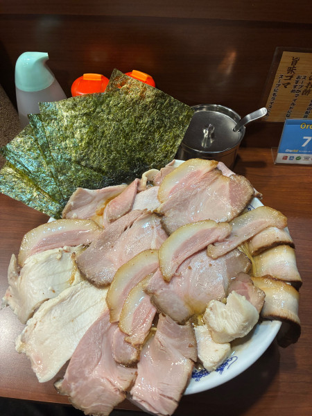 「怪獣」@ラーメンニキ新橋の写真