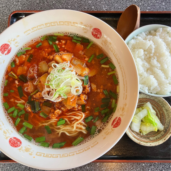 「勝浦タンタンメン 半ライス付800円」@食事処 ふたご亭の写真