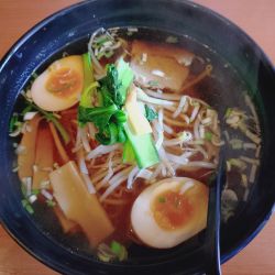味玉ラーメン　７５０円