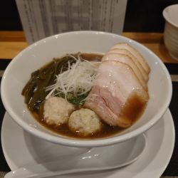 特製醤油らーめん