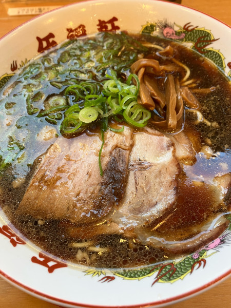 「背脂黒醤油ラーメン　790円」@伍福軒 池袋西口店の写真