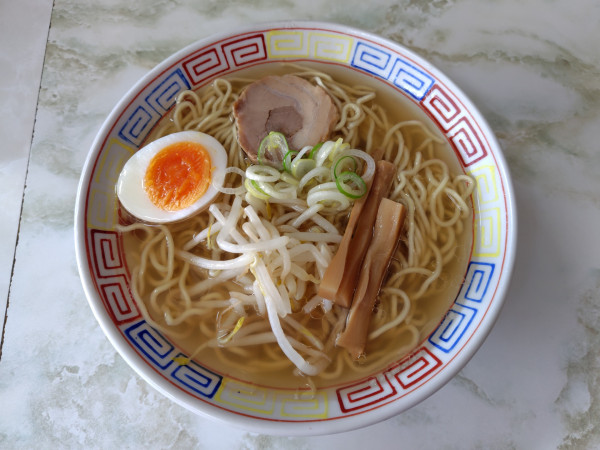 「ラーメン中650円」@香味徳 由良の写真