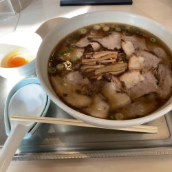 チャーシュー麺＋生卵　1640円