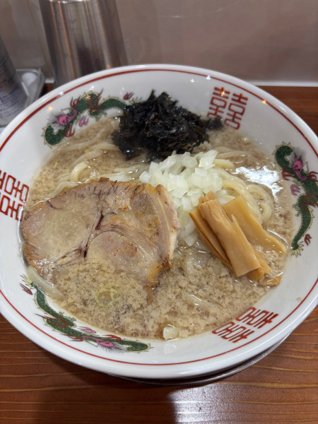 「背脂煮干しらーめん900円➕大盛100円➕麺固め➕背脂多め」@らーめん燕の写真