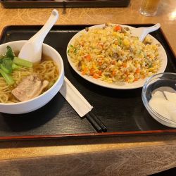 炒飯＋半ラーメン