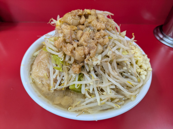 「ラーメン中（全まし）1000円」@ラーメン二郎 柏店の写真