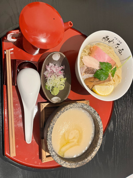 「真鯛白湯塩つけ蕎麦」@あら炊き中華そば わたる 幸町店の写真