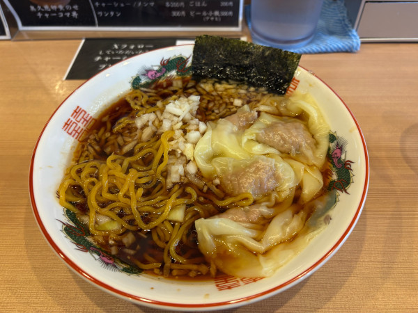 「ワンタンそば1000円」@中華蕎麦ごとうの写真