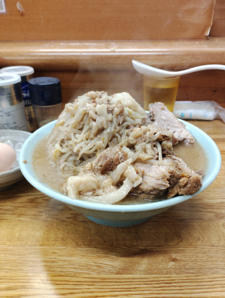 「ラーメン（麺少なめ、ちょい野菜・ちょいアブラ・カラメ）」@ラーメン そらの写真