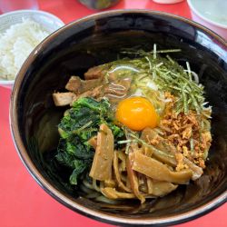 まぜそば(並)850円+生卵50円&半ライス100円