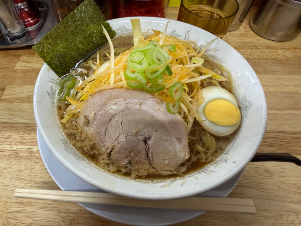 「ネギラーメンかため」@らーめん 三水 つくば店の写真