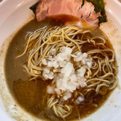 濃厚沼煮干しラーメン
