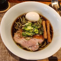 醤油そば 特製白だしの味玉