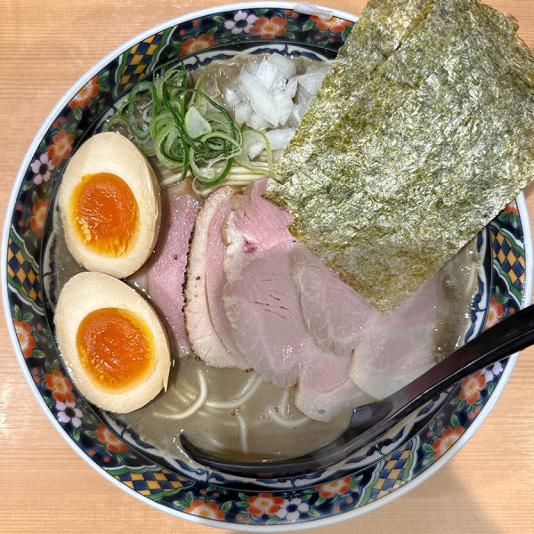 「特製濃厚煮干蕎麦」@北千住煮干中華蕎麦 かれんの写真