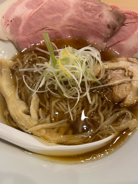 「鶏醤油らぁ麺（1000）」@らぁ麺 上杉の写真