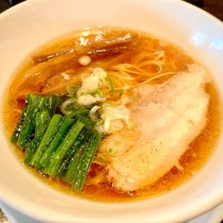 まる重ラーメン（880円）