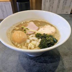 濃厚飲む味玉煮干しラーメン