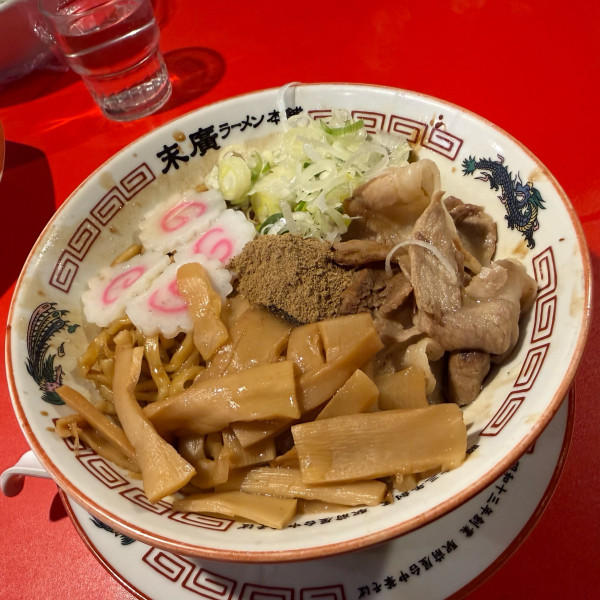 「油そば」@末廣ラーメン本舗 高田馬場分店の写真