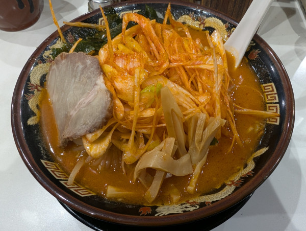 「辛ネギ辛味噌らーめん」@北海道らーめん みそ熊 北千住店の写真