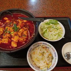 麻婆担々麺　ミニチャーハン　　850円