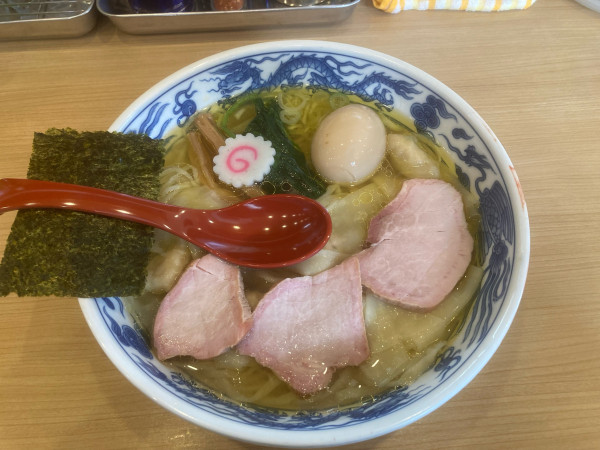 「ワンタン麺¥1170+味玉¥130+塩生姜¥100」@白河手打中華そば 法隆の写真