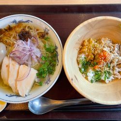 アスメン塩鶏飯セット　￥１１９０