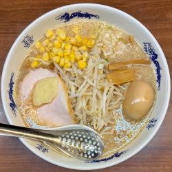 ラーメン 醤油味 ニンニク 味付玉子