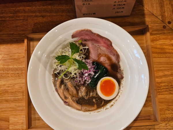 「煮干しラーメン」@ゴールデンゴリラの写真