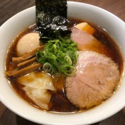 醤油らぁ麺