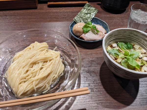 「特撰昆布水淡麗つけ麺（醤油）」@支那蕎麦屋  藤花の写真