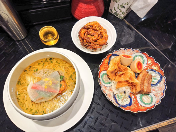 「【限定】ドライド・サーディン・ジャンキー 鰤とのどぐろ煮干」@トーキョーニューミクスチャーヌードル 八咫烏 CHIKARABOの写真