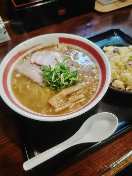 「ラーメン 半チャーハンセット(1,140円)」@麺屋 よつ葉の写真