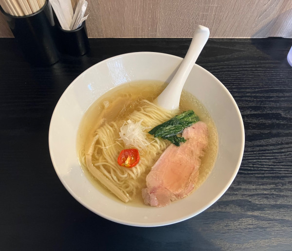 「塩らーめん+炙りチャーシュー丼」@らーめん寛の写真