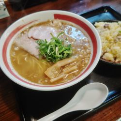 ラーメン 半チャーハンセット(1,140円)
