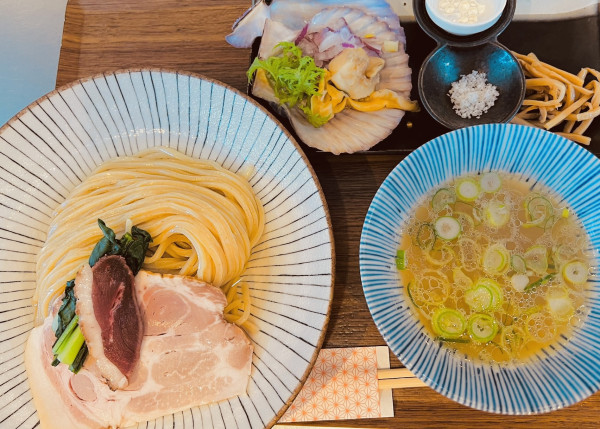 「緋扇貝の昆布水つけ麺」@麺や くろえもんの写真