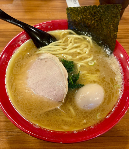「太麺＋味玉＋替玉（細麺）」@百麺 世田谷店の写真