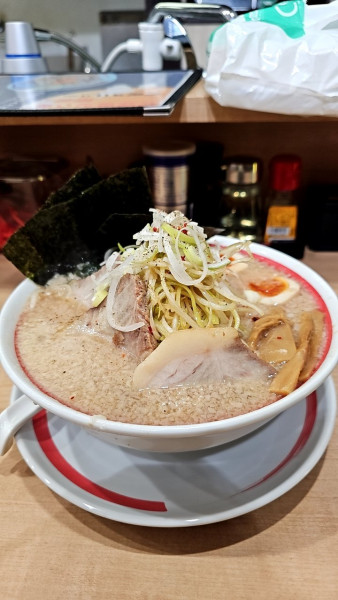 「スペシャルラーメン(醤油)1,200円」@らーめんチャチャまるの写真