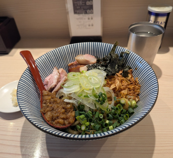 「みたらし醤油の油そば+追飯」@長男、もんたいちおの写真