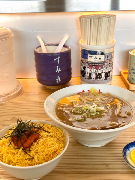 「味噌ラーメン(半ラーメン)/すみれご飯」@すみれ 札幌中の島本店の写真