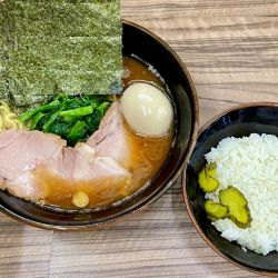らーめん(850円)/ライス・味玉サービス