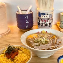 味噌ラーメン(半ラーメン)/すみれご飯