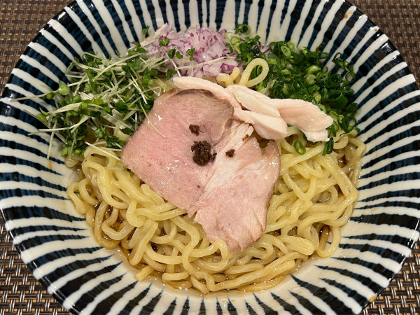 「まぜそば ポルチーニオイル」@麺処 一龍庵 池袋本店の写真