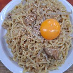 ぱったん玉子の黄身入り７００円