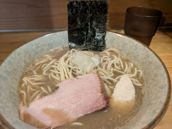 「荒炊煮干しそば(950円)」@煮干専門 中華そば 平八の写真