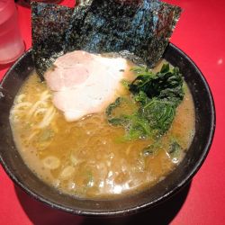 ラーメン　900円