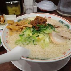 背脂生姜塩ラーメン（メンマトッピング）