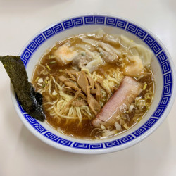 ミックスワンタン麵（1420円）