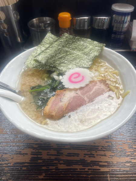 「背脂醤油」@ラーメン 一遊の写真